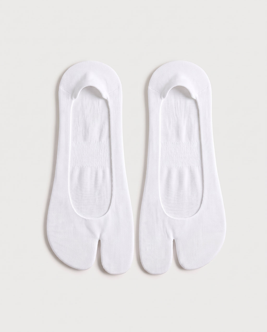 Socquettes fendues blanches