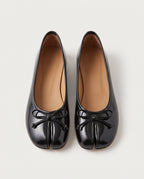 Ballerine Yubi noire vernie, vue de dessus