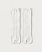 Chaussettes mi-longues fendues blanches