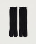 Chaussettes mi-longues fendues noires